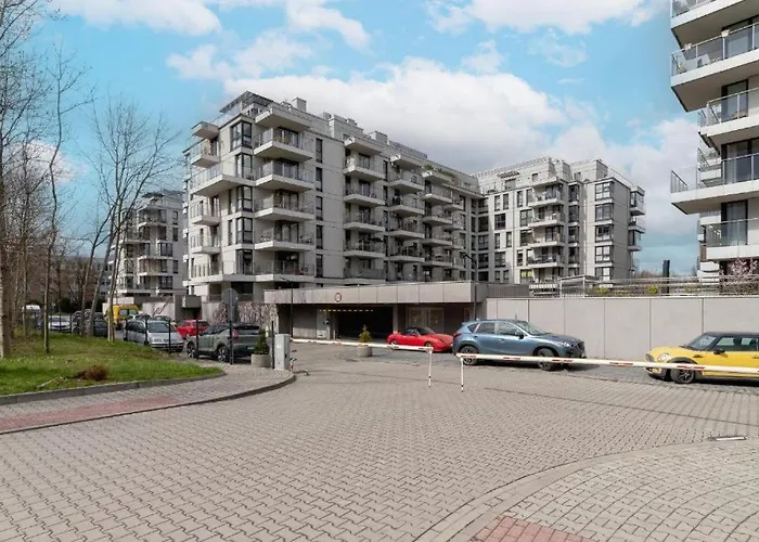 Spacious Studio Zablocie With Balcony Krakow